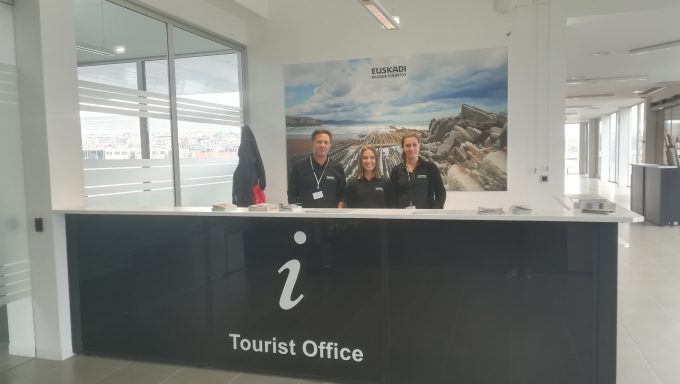 ITXASLEHOR ZERBITZU TURISTIKOENTZAKO ARRETA FUNTSEZKOA DA TURISMOAREN BALIO-KATEAN header image