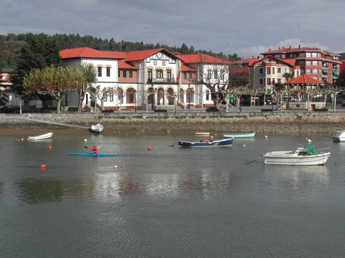 Plentziak udaberriko eskaintza turistikoa aurkeztu du header image