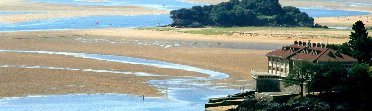 URDAIBAI DA EUSKADIKO LEHEN TURISMO HELMUGA JASANGARRIA  header image