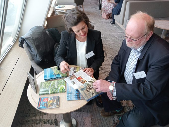 EUSKADI PORTSMOUTHEKO PORTUAN SUSTATZEN header image