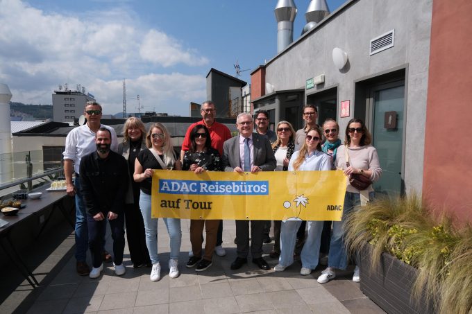 10 AGENTES DE VIAJES Y UNA PERIODISTA ALEMANA HAN RECORRIDO EUSKADI BASQUE COUNTRY PARA CONOCER EL GRAND TOUR header image