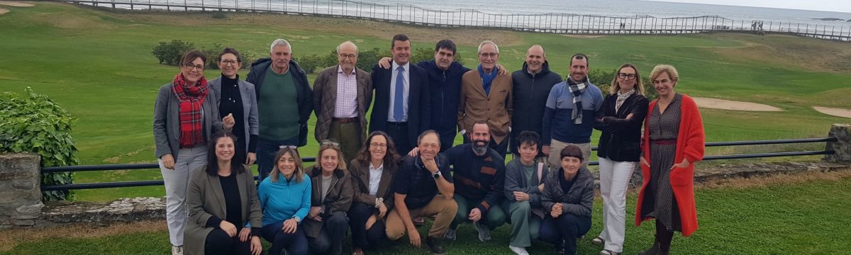 GOLFEKO TURISMOAREN EUSKAL SAREAK PRODUKTU TURISTIKO HORREK EUSKADIN IZAN BEHAR DITUEN GARAPENA ETA SUSTAPENA PROIEKTATU DITU ZARAUTZEN header image